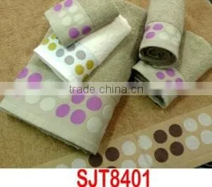 Solid Jacquard Towel thumbnail-1