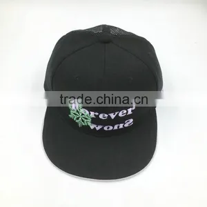 Custom Embroidery Black Mesh Snapback Hats Wholesale thumbnail-3