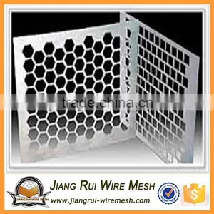 China Supply Ultra Fine Perforated Metal Sheet ,micron Perforated Metal Mesh thumbnail-4