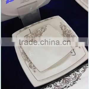 100 Piece Porcelain Dinner Set for 6 People thumbnail-2