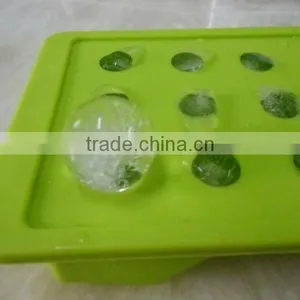 Ice Tray thumbnail-1