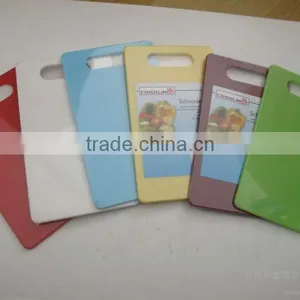 Different Colour Plastic Cutting Board thumbnail-1