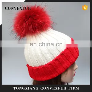 Stock Hat Fashion Winter Real Big Raccoon Fur Ball Knitted Beanie Hat thumbnail-1