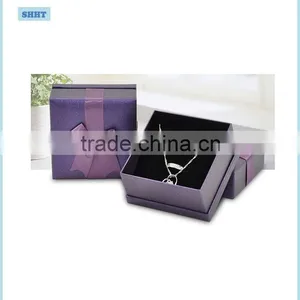 Lovely Custom Made Paper Packaging Gift Box With Colorful Ribbon thumbnail-3