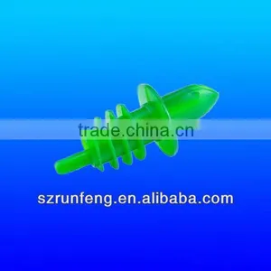 Plastic Pourer thumbnail-1