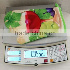 Bright Green Color Photo Printing Polyester (twill) 25g Pot Holder 55g Glove Kitchen Set thumbnail-2