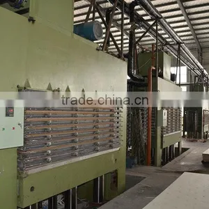 Plywood Veneer Hot Press and Hot Press Machine thumbnail-1