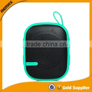 REMAX Waterproof Bluetooth Speaker thumbnail-4