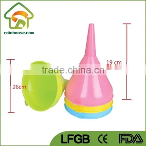 Chemistry Big Separating Plastic Funnel thumbnail-5