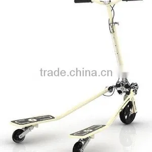 Tricycle Scooter thumbnail-1