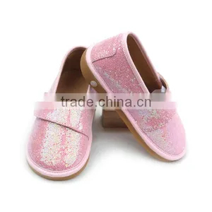 Squeaky Shoes PU Leather Cute Kids Sandals thumbnail-1