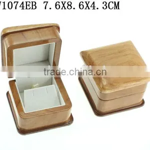 W1034ES Elegant Lacquer Earing Woonden Gift Packaging Box Velvet Lining thumbnail-6