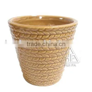 Plant Pot thumbnail-1