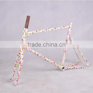 Kingbike Carbon Fat Bike Frame With 197mm Rear Spaceing at Factory Price, 2015 New Design Fat Bike Carbon thumbnail-4