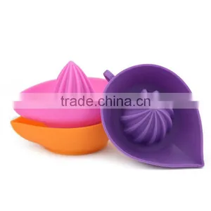 Food Grade Nontoxic Silicone Lemon Squeezer Lemon Press thumbnail-2
