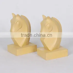 Eco-friendly Horse Head Marble Like Concrete Store Jewelry Display Pendant Rack Holder for Shopping Mall thumbnail-3