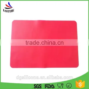 China Manufacturer Food Grade Silicone Baking Mat Set Heat Resistant Silicon Mat thumbnail-1