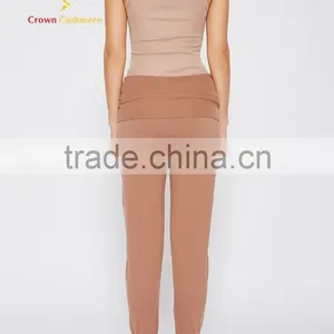 Women Round Neck Cashmere Sleeveless Knitted Sweater Pullover thumbnail-2