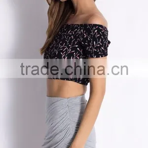 New Style Cute Floral Print off Shoulder Women Fashion Top thumbnail-3