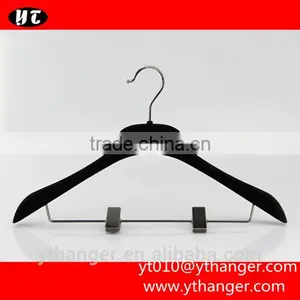 YY0507 Custom Logo Clips Apparel Velvet Hangers Garments Velvet Clothes Hanger thumbnail-5