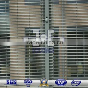 Hot-dipped Galvanized 358 Security Fence thumbnail-1