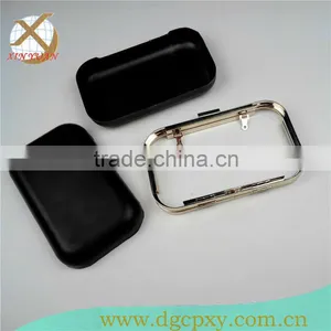 Fashion Metal Clutch Frames With Plastic Shell Cover thumbnail-1