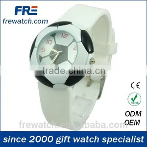 2015 New Fashion Football Shape Silicone Watch Fancy Football Watch With Alloy Case thumbnail-1