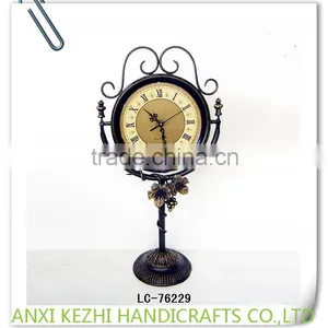 LC-89321 Metal Antique Decorative Roman Numerals Wall Clock thumbnail-4