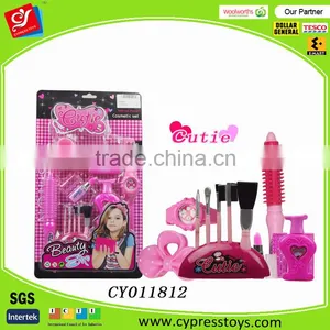 Stylish Girls Deluxe Beauty Salon Fashion Play Set With Styling Accessories thumbnail-1