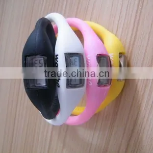 2013 Promotional Silicone Watches Cheap Wrist Watches for Men thumbnail-1