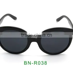 Plastic Retro Round Vintage Sunglasses 2015 Fashion thumbnail-3