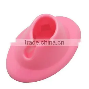 Silicone Nail Polish Holder thumbnail-2