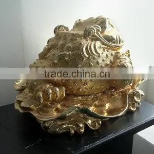 FRP Gold Frog Statue thumbnail-3