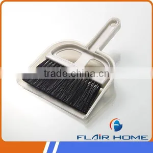 Low Price Mini Broom and Dust Pan Set thumbnail-1