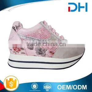 Fashionable PU Insole Grey and Pink PU Upper Shoes for Women thumbnail-1