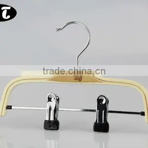 HA442 Laminated Pants Hanger With Clips thumbnail-1
