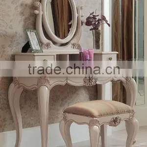 Elegant French Rococo Style Bedroom Furniture Set Wood King Size Bed With Full Leather thumbnail-2