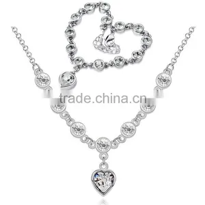 Silver Exquisite Necklace and Bracelet With White Beads Silver Jewelry Set thumbnail-1