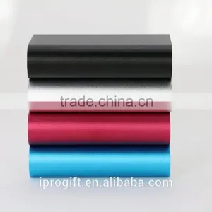 New Design Retail Outdoor Busniess Travel Power Bank 6000mah thumbnail-1