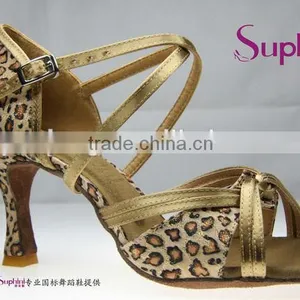 Wholesale Leopard Ladies Fashion Latin Dance Shoes thumbnail-1