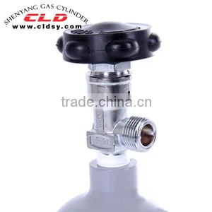 Medical Field Use Small Oxygen Container Portable Cylinders thumbnail-4