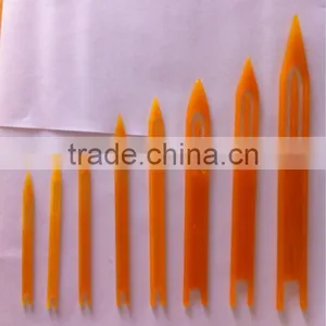 Weaving Plastic Shuttle thumbnail-1