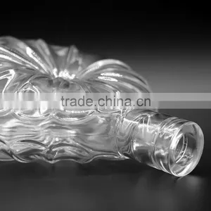 375ml Fancy Crystal Clear Whisky Bottle, Premium Glass Bottle Wholesale for Liquor thumbnail-2