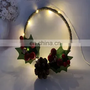 Christmas Pinecone/Cotton And Berry Wreath Copper Wire String Light thumbnail-6