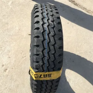 750R16 Truck Tyre thumbnail-2
