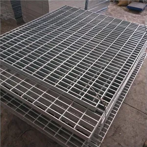 Hot-dip Galvanized Steel Grating With Serrated Anti-slip Design, Heavy-duty Walkway Grating, Fabricated Trench Cover, Size: 405*35*100 thumbnail-4