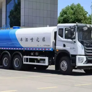 Green Sprinkler Truck Road Water Sprinkler Construction Dust Control Truck thumbnail-1