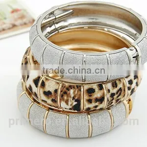 New Glitter Matte Sliver Bracelet Simple 18k Gold-Plated Opening Enamel Bangles thumbnail-4