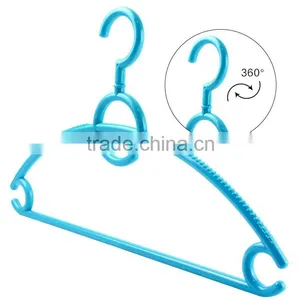 Multi Colored Plastic Rotating Clothes Hanger Rack thumbnail-1