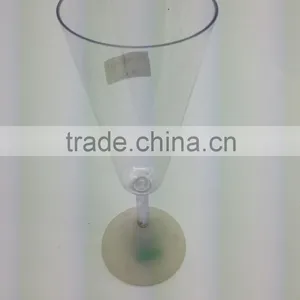 Cocktail Glass thumbnail-1